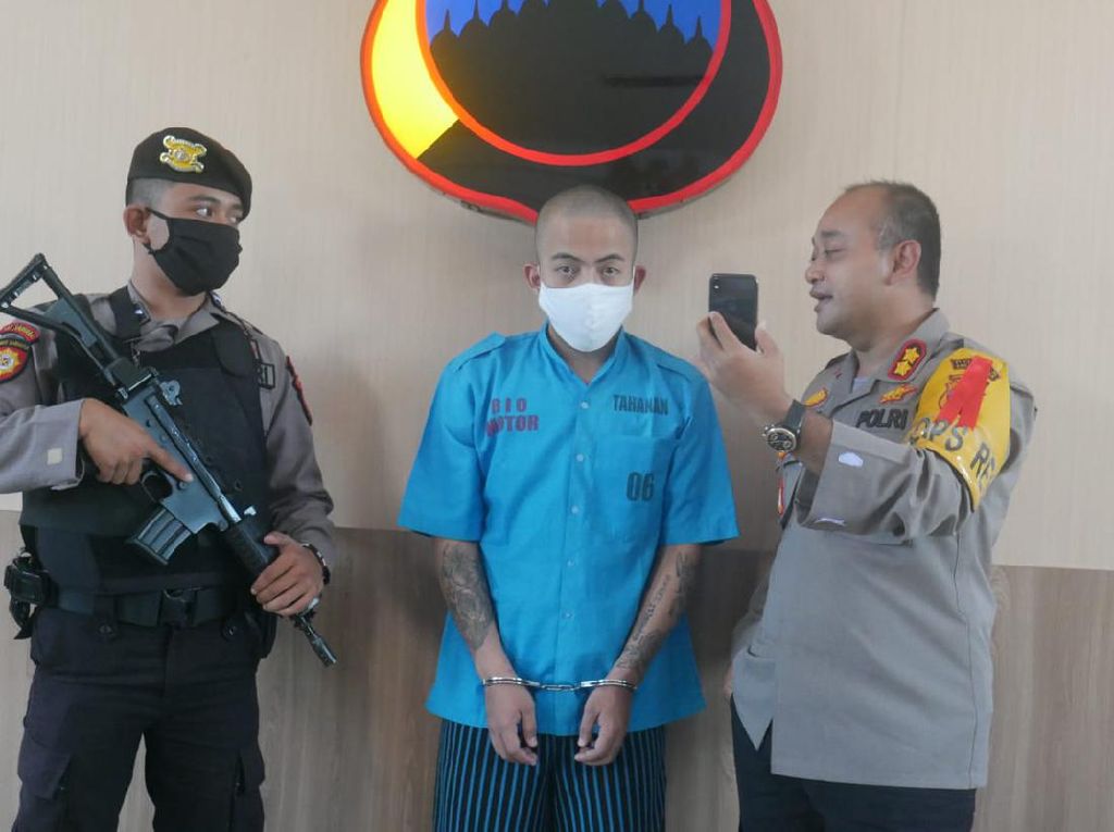 Bejat! Pria Ini Perdayai 10 ABG, Minta Foto Bugil-Setubuhi Paksa Korban Bejat! Pria Ini Perdayai 10 ABG, Minta Foto Bugil-Setubuhi Paksa Korban
