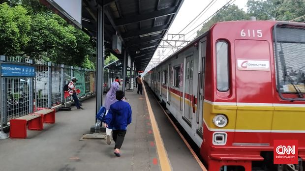 Suasana Stasiun Duren Kalibata, Senin (18/5) pagi.