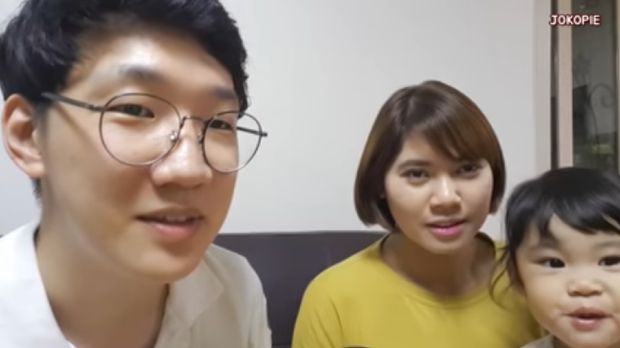 Novi Kwon dalam video YouTube Jokopie Cowok Korea