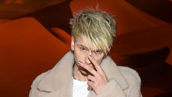 Sosok Pria yang Diduga Jadi Selingkuhan Megan Fox Sebelum Bercerai