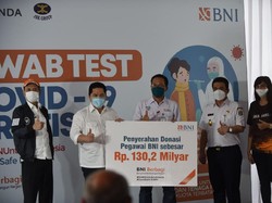 Karyawan BNI Sisihkan THR Rp 130 Miliar untuk Tangkal COVID-19 Karyawan BNI Sisihkan THR Rp 130 Miliar untuk Tangkal COVID-19