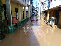 Hujan Lebat Guyur Jakarta Semalam, Kampung Baru Pondok Pinang Banjir!