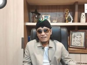 Gus Miftah: Cegah Adu Domba, Ayo Adu Argumen di MK Gus Miftah: Cegah Adu Domba, Ayo Adu Argumen di MK