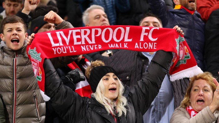 NORWICH, ENGLAND - FEBRUARY 15: Fans of Liverpool during the Premier League match between Norwich City and Liverpool FC at Carrow Road on February 15, 2020 in Norwich, United Kingdom. (Photo by Catherine Ivill/Getty Images)