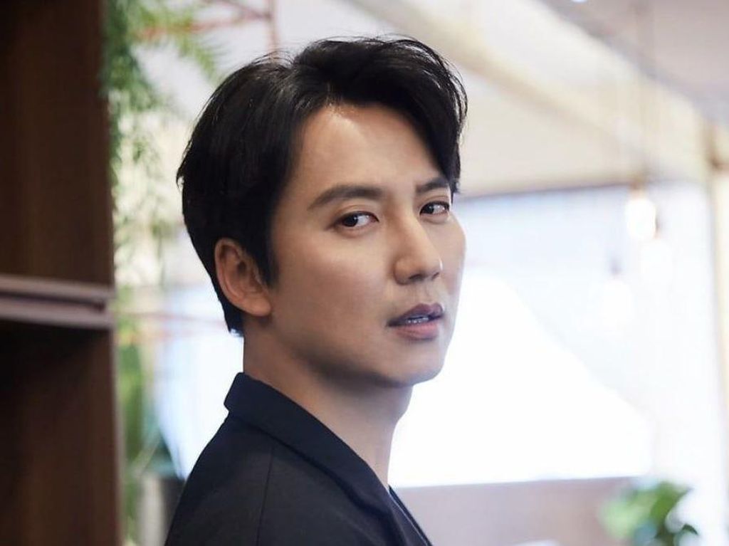 Kim Nam Gil Diincar Bintangi Drama Misteri Bareng Seo Yea Ji Kim Nam Gil Diincar Bintangi Drama Misteri Bareng Seo Yea Ji