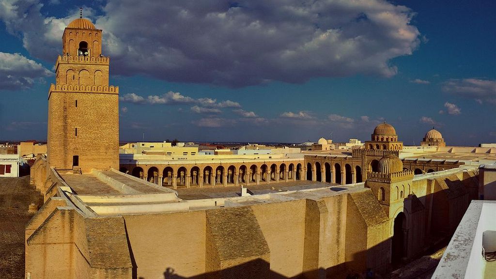 Pesona Masjid Tertua di Afrika Pesona Masjid Tertua di Afrika