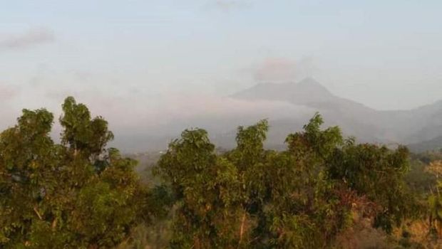Pemandangan pagi dari Gunung Wilis