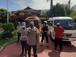 Tiga Travel Bawa Pemudik Diamankan Saat Masuk Kabupaten Malang