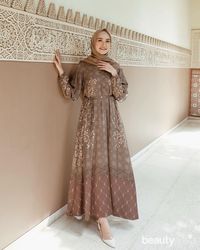 5 Model Maxi Dress Untuk Tampil Elegan Di Hari Lebaran 2020