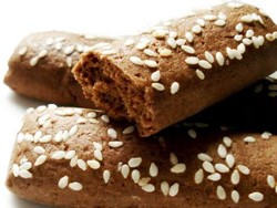 Roti Ganjel Khas Semarang, dari Dugderan hingga Masuk Daftar Terbaik Dunia