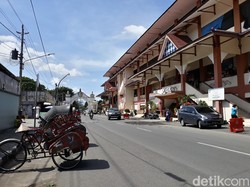 Kangennya Belanja Baju Lebaran di Pasar Klewer Solo