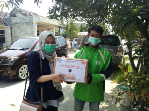 #AntarkanSemangat Ramadhan, 7 Komunitas Bagikan Bansos di Jabodetabek