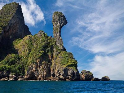Potret Pulau yang Mirip Ayam Kalkun di Thailand