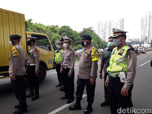 Tinjau Pos GT Cikarang Barat, Kakor Sabhara: Ada yang Cari Jalan Tikus?