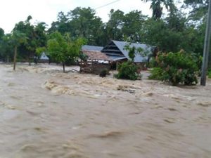 Tanggul Jebol, 5 Desa di Luwu Sulsel Terendam Banjir