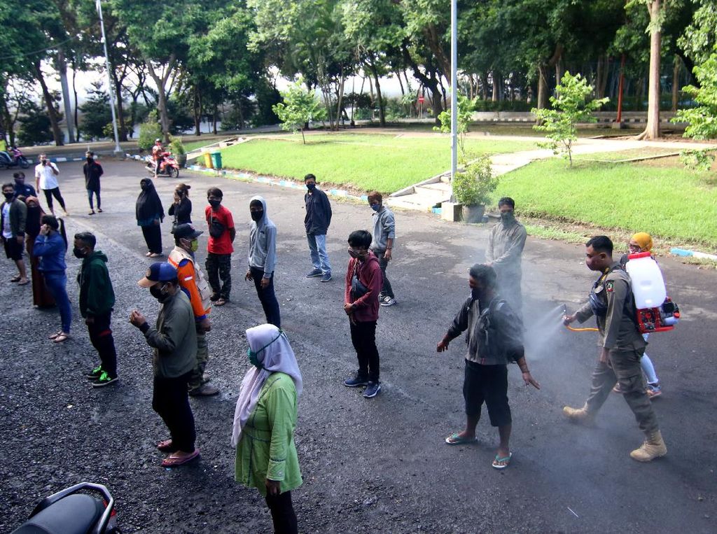 Cegah Corona, 73 Pemudik asal Banyuwangi Diperiksa Ketat Cegah Corona, 73 Pemudik asal Banyuwangi Diperiksa Ketat