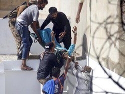 Video Cerita Penumpang Selamat dari Jatuhnya Pesawat di Pakistan