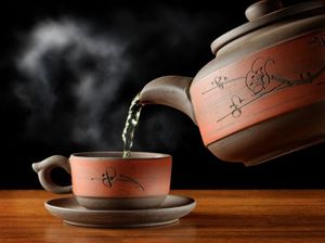 Ini Alasan Mengapa Orang China Suka Minum Air Panas