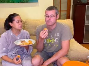 Intip Reaksi Bule Barcelona Cicip Kue Lebaran, Nastar sampai Kuping Gajah