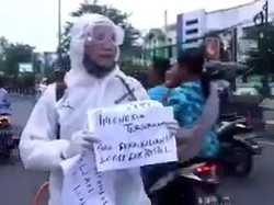 Pria Pakai APD yang Viral Teriak Kami Capek Ternyata Relawan COVID-19 Pasuruan