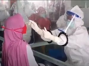 Agar Bisa Jualan, Pedagang Pasar Raya Padang Wajib Tes Swab Corona