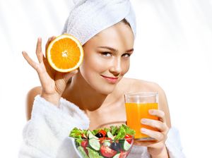 4 Jus Buah Ini Dipercaya Bantu Kulit Makin Glowing 4 Jus Buah Ini Dipercaya Bantu Kulit Makin Glowing