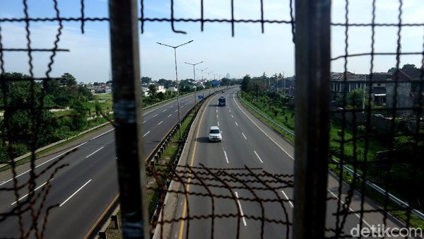 H-1 Lebaran Tol JORR Lengang