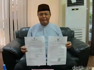 Batalkan Salat Id di Alun-alun, Bupati Karanganyar: Bukan Karena Ganjar Batalkan Salat Id di Alun-alun, Bupati Karanganyar: Bukan Karena Ganjar