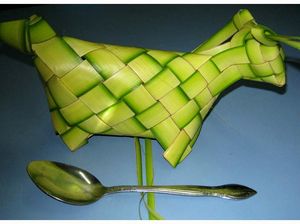 Ayo Intip 10 Meme Kocak Tentang Ketupat Karya Netizen