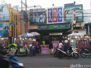 Jelang Lebaran, Bupati Situbondo Tutup Pusat Perbelanjaan 2 Hari