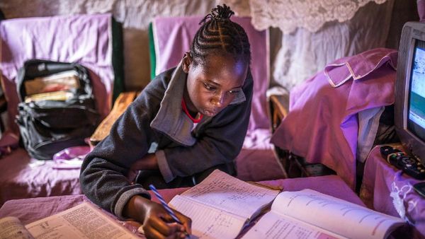 Semangat Belajar Anak-anak Kenya di Tengah Pandemi