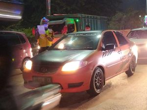 Mereka yang Berusaha Mudik di Malam Takbiran