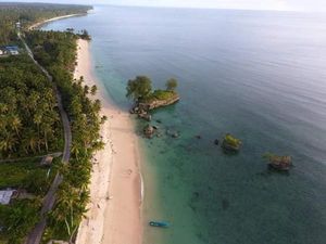 Inilah Dobo, Kota Pantai Cantik di Maluku