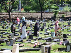 Sejarah Tradisi Ziarah Kubur Jelang Ramadan