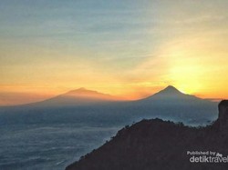 Puncak Suroloyo yang Istimewa