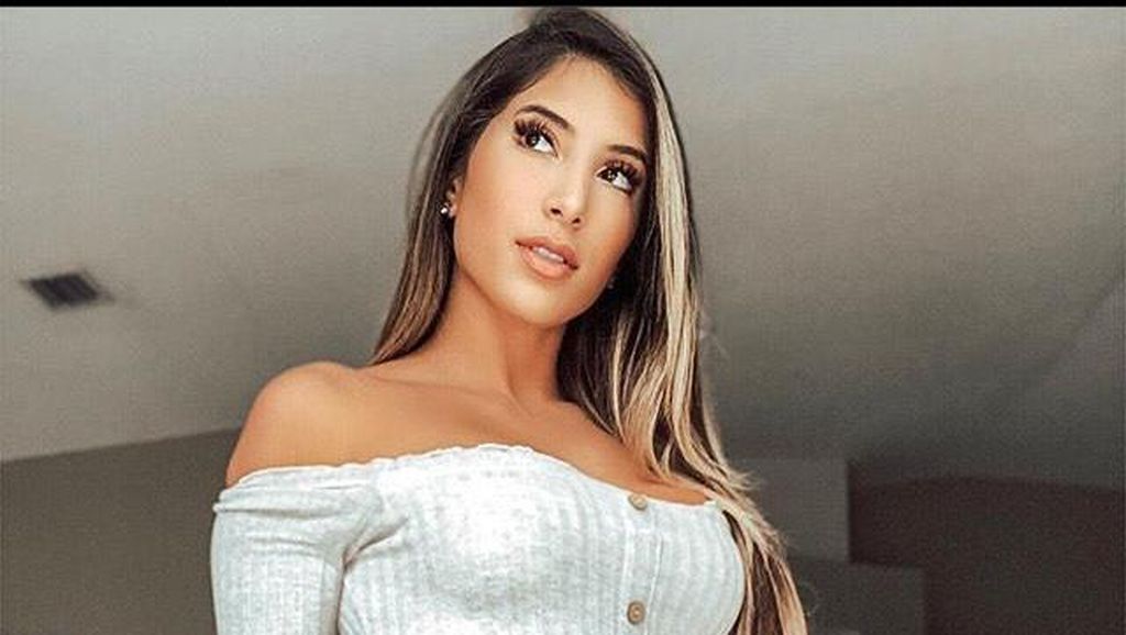 Pengakuan Model yang Bangga Punya Tubuh Seksi dari Oplas Rp 121 Juta Pengakuan Model yang Bangga Punya Tubuh Seksi dari Oplas Rp 121 Juta