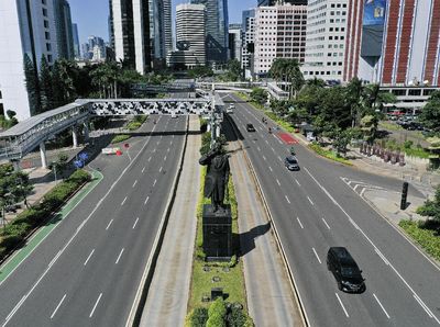 Potret Lengang Jalanan Protokol di Jakarta