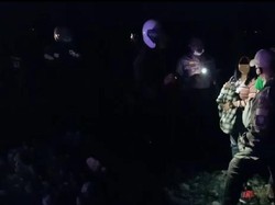 Diduga Mesum, Dua Sejoli Diciduk dari Semak-semak Pinggir Jalan Garut