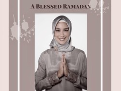 Cantiknya Sophia Latjuba Pakai Hijab Saat Ucapkan Selamat Idul Fitri