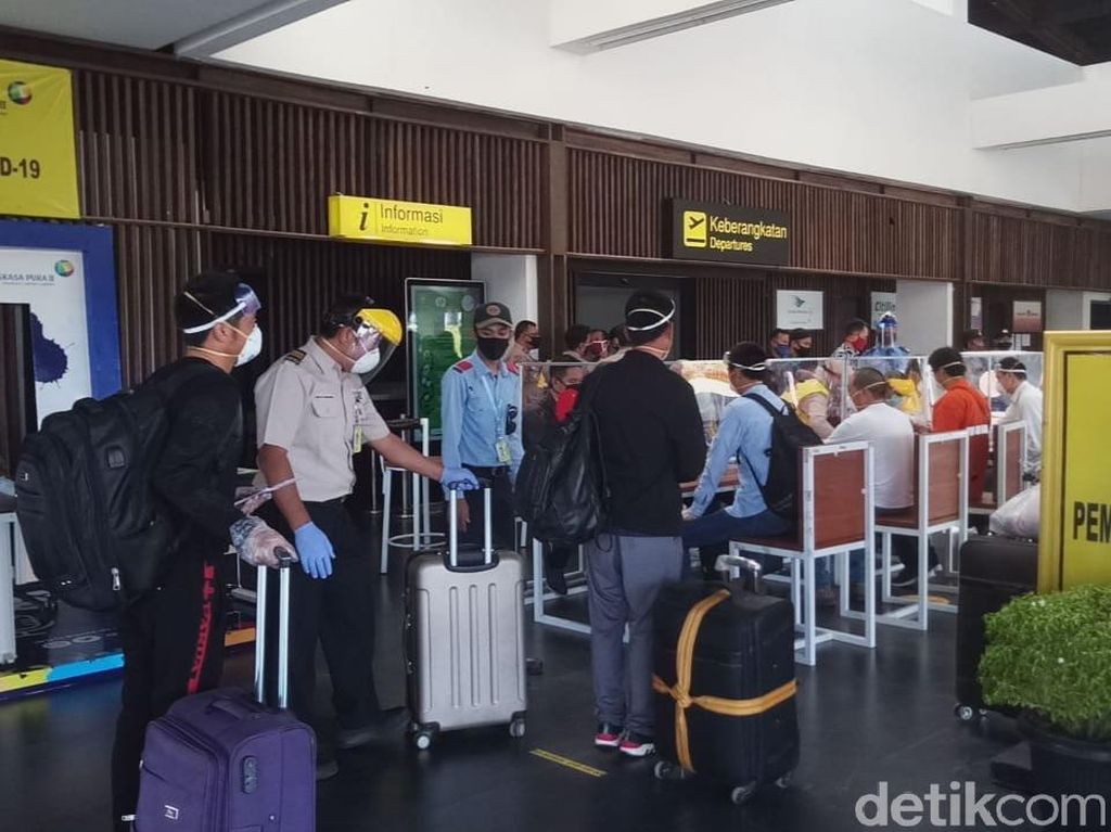 China Buka-bukaan Gaji Tenaga Kerjanya di RI, Lokal Berapa? China Buka-bukaan Gaji Tenaga Kerjanya di RI, Lokal Berapa?