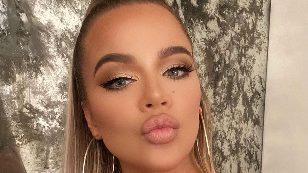 Khloe Kardashian Tak Dikenali Setelah Pamer Foto Terbaru, Bikin Pangling Khloe Kardashian Tak Dikenali Setelah Pamer Foto Terbaru, Bikin Pangling