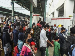 PSBB Transisi, Pengguna KRL Jabodetabek Melonjak Hampir 2 Kali Lipat