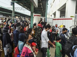 PSBB Transisi, Pengguna KRL Jabodetabek Melonjak Hampir 2 Kali Lipat