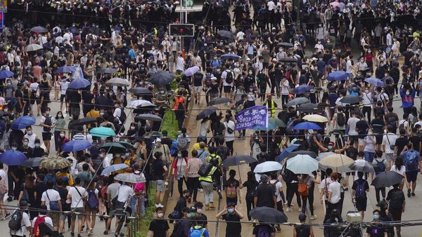 Duh! Hong Kong Kembali Ricuh di Tengah Pandemi Corona