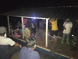 Terjun ke Sungai Hindari Penggerebekan Sabung Ayam, 2 Warga Polman Hilang