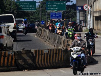 Akses Putar Balik Jauh, Pemotor di Ciledug Terpaksa Lawan Arah