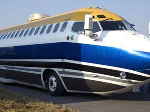 Pesawat Boeing 727 Disulap Jadi Bus Darat nan Mewah