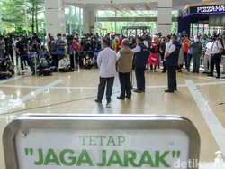Heboh Jokowi Datang ke Mal Summarecon Bekasi