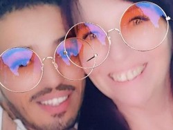 Viral Kisah Cinta Nenek 10 Cucu dengan Pria Berondong yang Jadi Supir Taksi