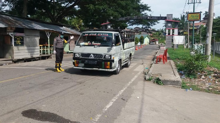 5 Hari Penyekatan, 1.984 Pemudik-960 Kendaraan Dilarang Masuk Aceh 5 Hari Penyekatan, 1.984 Pemudik-960 Kendaraan Dilarang Masuk Aceh